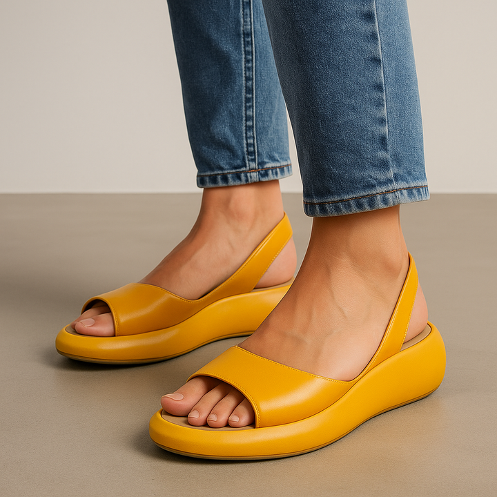 Emily | Stylish Confidence