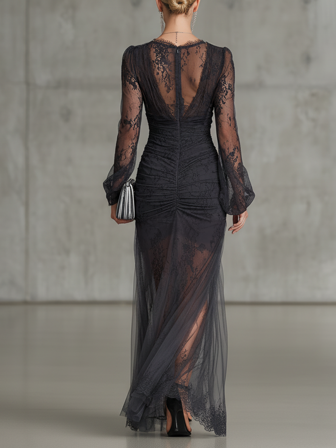BLACK MAXI DRESS WITH RUFFLED LACE AND SLIT