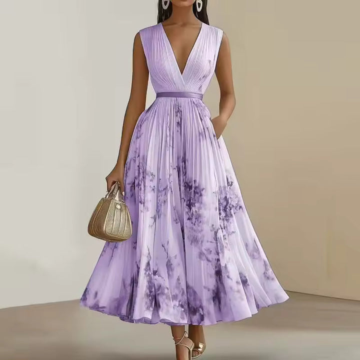 FLORAL MAXI DRESS WITH PLEATS AND V-NECK